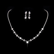 Fashion Crystal Bride Jewelry Set Rhinestone Silver-plated Wedding Dress Banquet Necklace Earring Set Ladies Gift Ewkiki