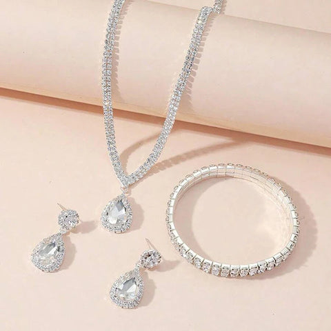 4 Pieces Luxurious Jewelry Set Exquisite Rhinestone Pendant Elegant Women's Crystal Silver Plated Necklace Earrings Bracelet Set Ewkiki