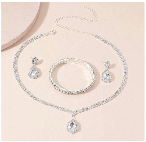 4 Pieces Luxurious Jewelry Set Exquisite Rhinestone Pendant Elegant Women's Crystal Silver Plated Necklace Earrings Bracelet Set Ewkiki