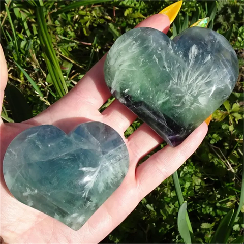 1pc Elegant feather fluorite heart shaped love, home decoration stone, crystal collection decoration, home decoration love stone - Ewkiki