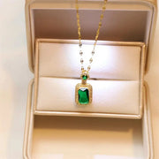 Classic Women's Three-piece Jewelry Set Statement Emerald Ring Fashion Green Zircon Ring Earring Necklace Wedding Jewelry Sets Ewkiki