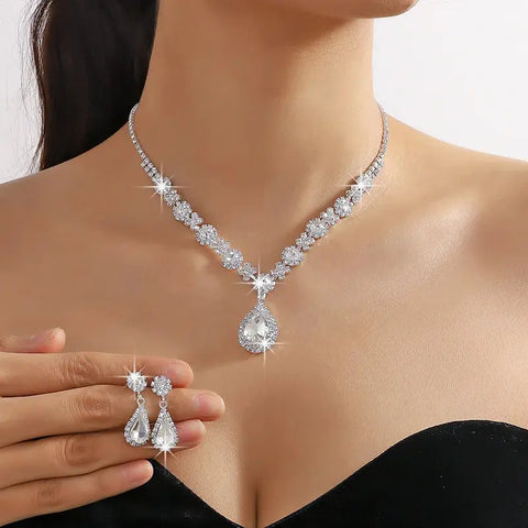 2pcs/set Jewelry Sets Women Elegant Waterdrop Rhinestone Pendant Necklace stud Earrings Wedding Dress Bridal Jewelry Set Ewkiki