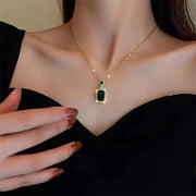 Classic Women's Three-piece Jewelry Set Statement Emerald Ring Fashion Green Zircon Ring Earring Necklace Wedding Jewelry Sets Ewkiki