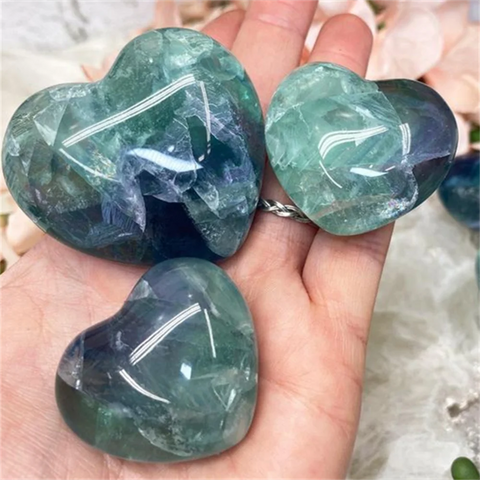 1pc Elegant feather fluorite heart shaped love, home decoration stone, crystal collection decoration, home decoration love stone - Ewkiki