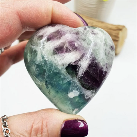 1pc Elegant feather fluorite heart shaped love, home decoration stone, crystal collection decoration, home decoration love stone - Ewkiki
