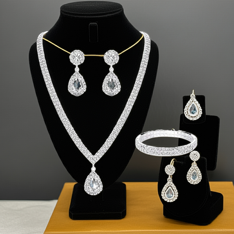 4 Pieces Luxurious Jewelry Set Exquisite Rhinestone Pendant Elegant Women's Crystal Silver Plated Necklace Earrings Bracelet Set